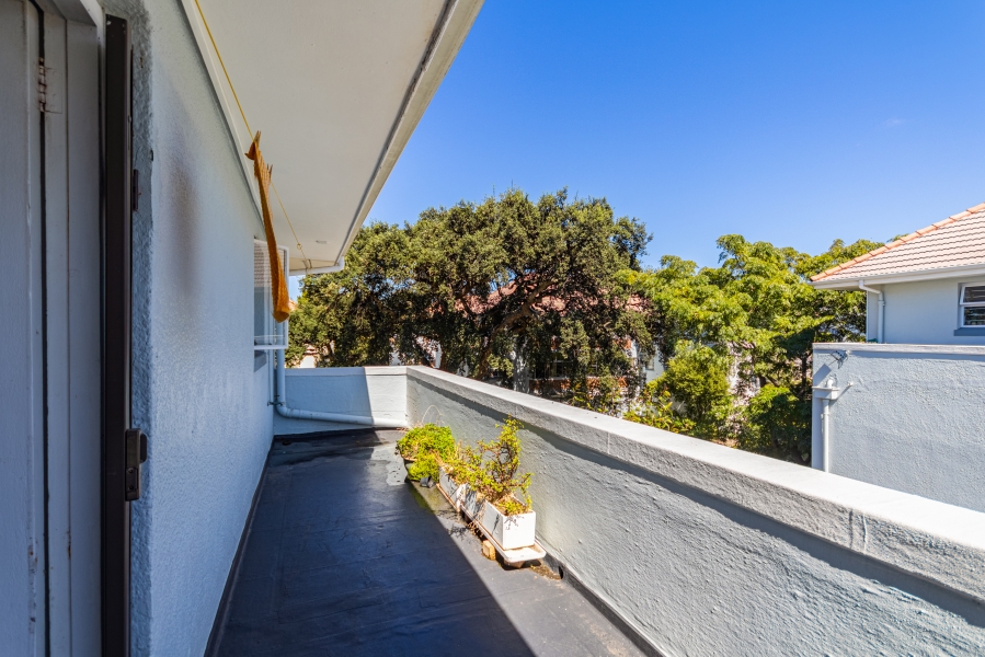 1 Bedroom Property for Sale in Kenilworth Western Cape